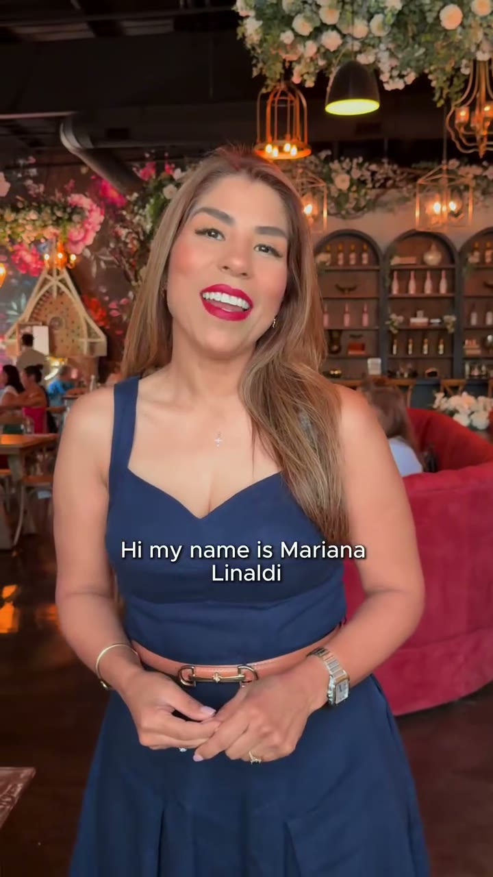 Mariana Linaldi, fundadora de Southern Roots, dentro del restaurante